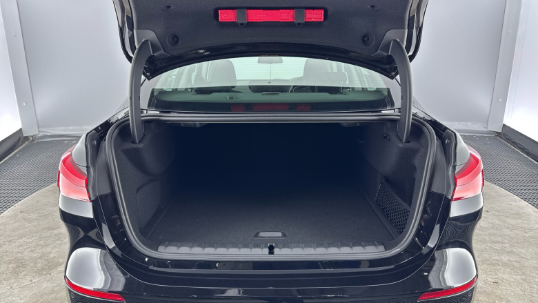 BMW 2 Series 218i Sport 4dr DCT Petrol Saloon